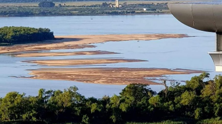 Calor, sequía, vientos y bajante del río favorecen "incendios presuntamente intencionales"