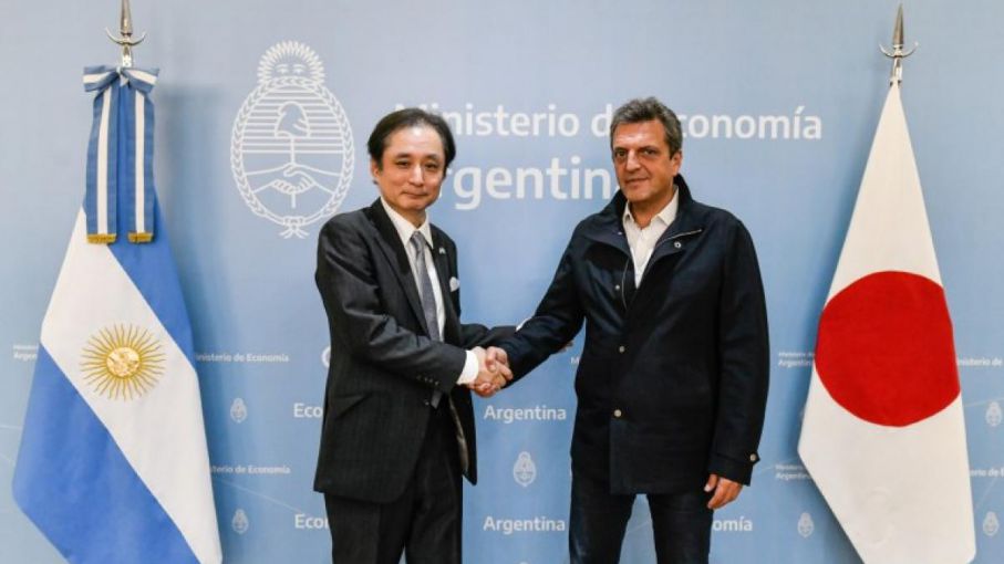 Massa recibió al embajador de Japón para avanzar en nuevas inversiones en el país