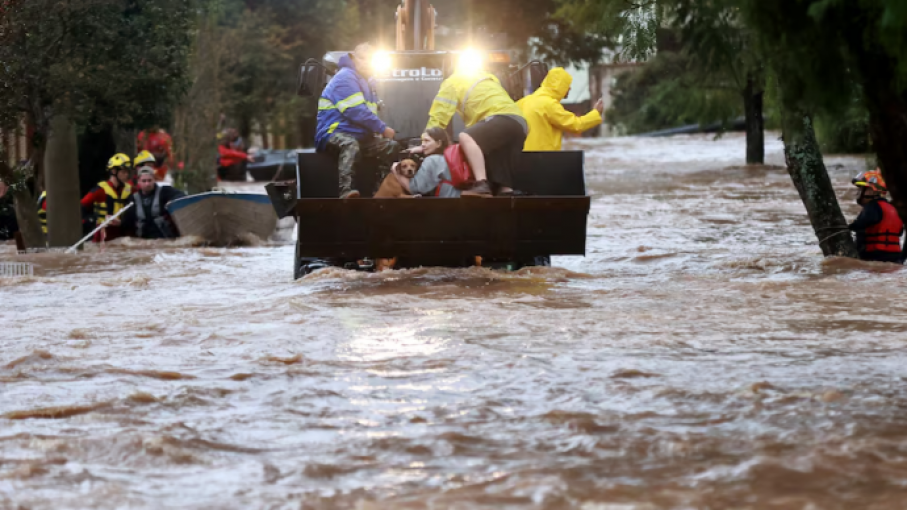 Cada vez mas complicados en Porto Alegre: Lluvias e inundaciones complican la recuperación